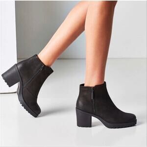 Vagabond Grace Nubuck Double Zipper Ankle Boot Black EU 38 US 7